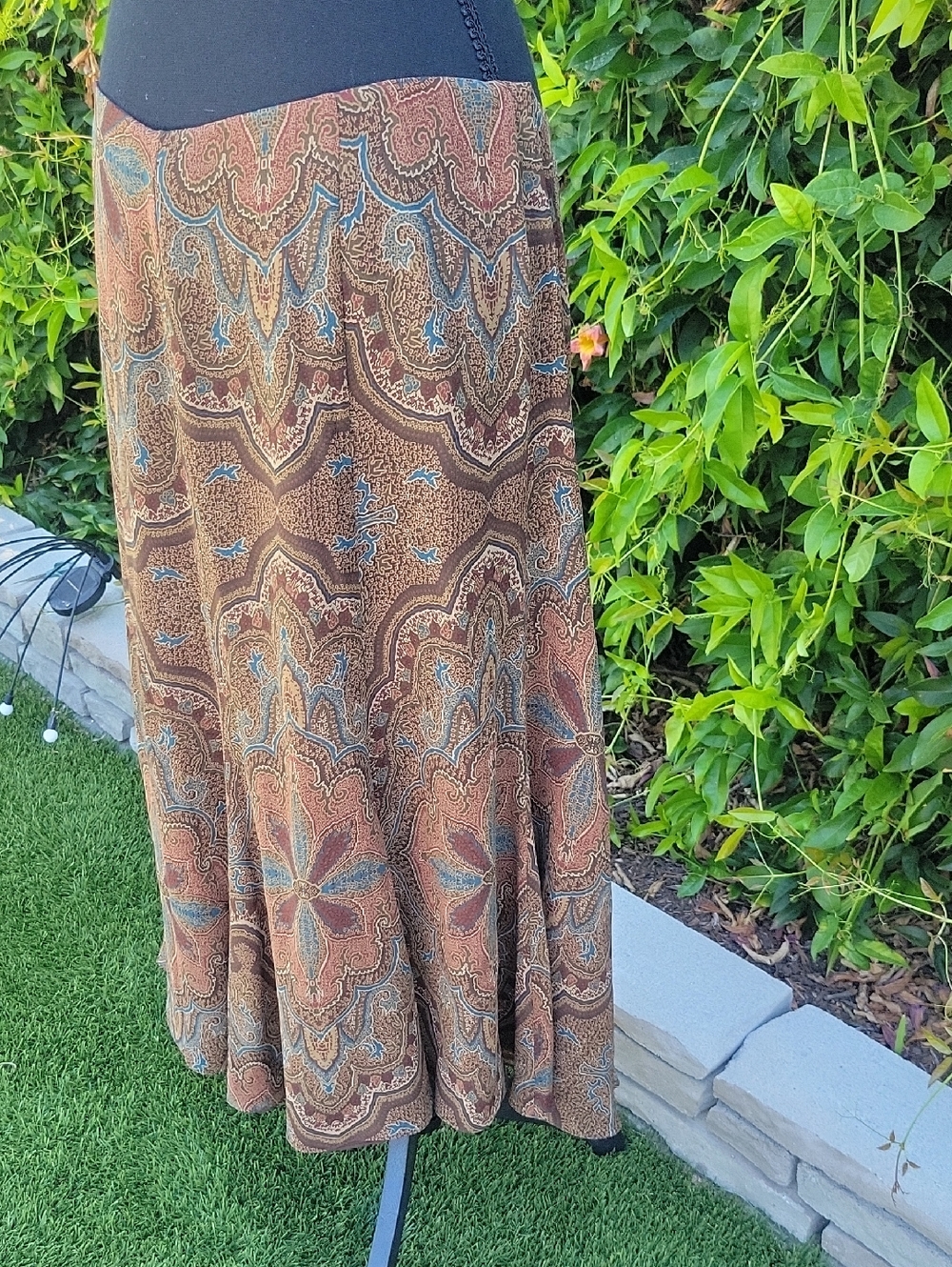 100% Silk Brown Floral Patterned Rodeo Western Cowgirl Festival Vibe Skirt 12 - Picture 11 of 15